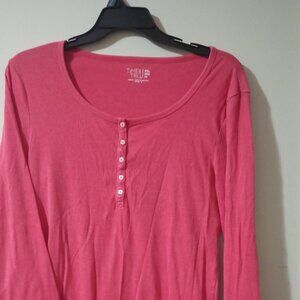 Long sleeve tee